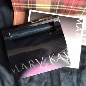 Mary Kay Compact